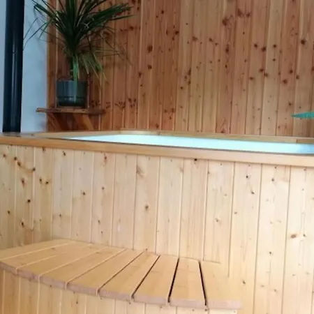 Apartman De L'oustal